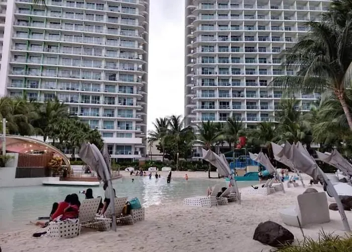 Azure Staycation With Wavepool & White * Manila